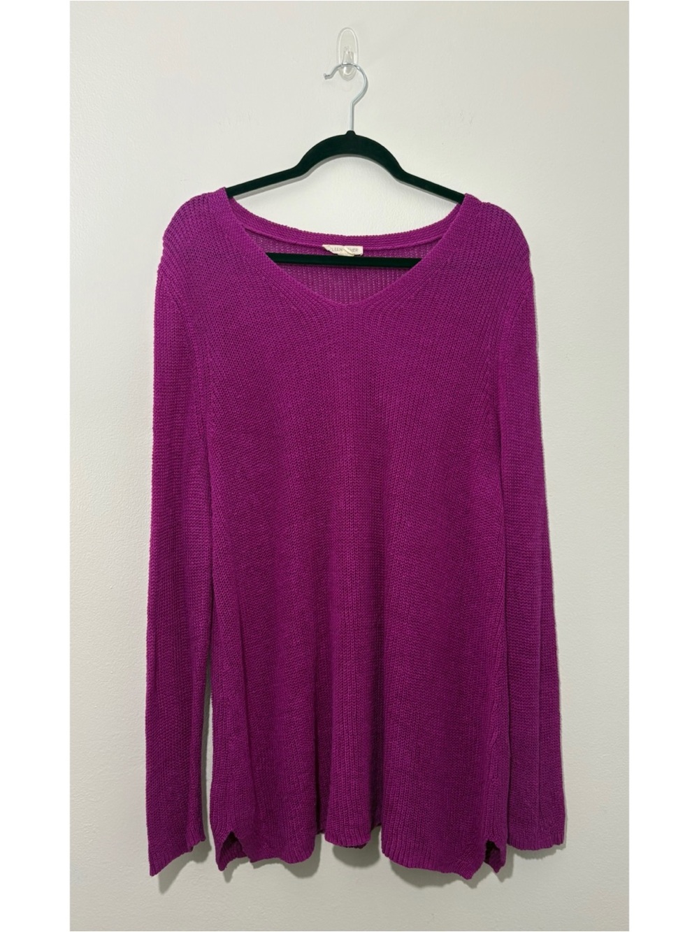 Eileen Fisher magenta subtle v-neck 100% organic linen sweater (XL)